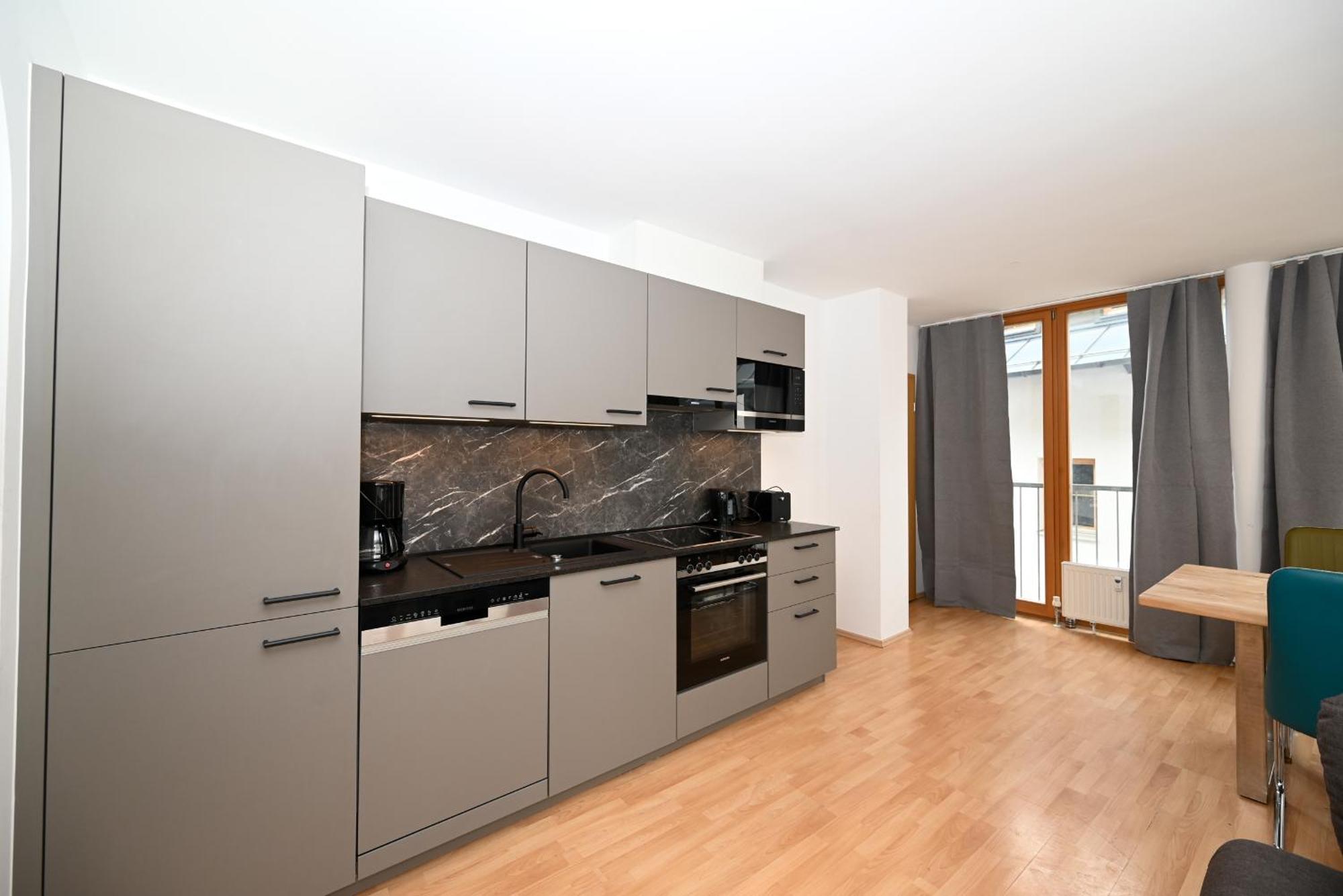 Appartementhaus Zell City By All In One Apartments Zell am See Exterior foto